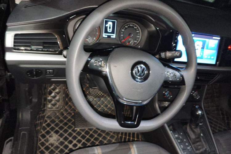 Used Volkswagen Lavida 2019 280TSI DSG Comfort Edition China VI standard Steering Wheel