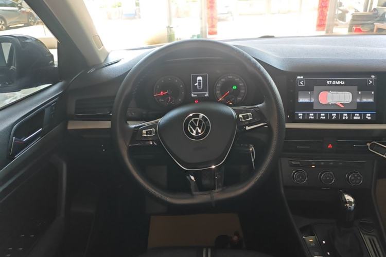 Used Volkswagen Lavida 2019 1.5L Automatic Comfort Edition China VI Standard Steering Wheel