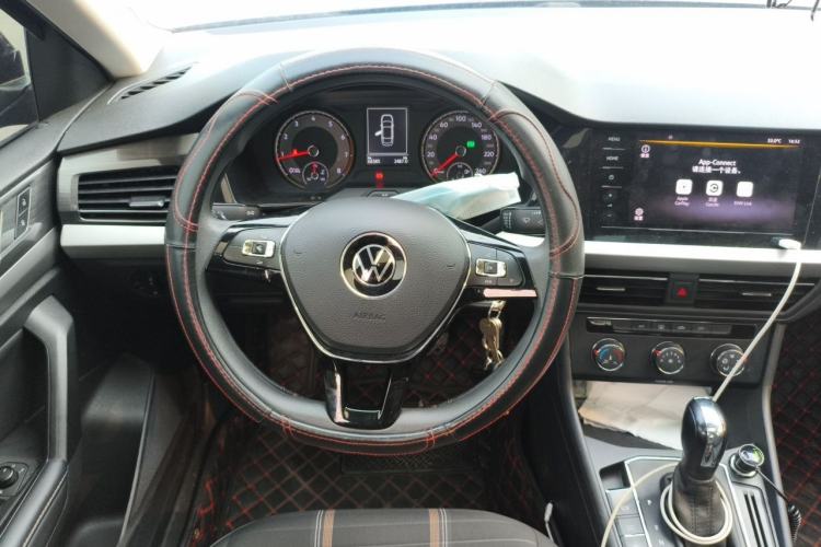 Used Volkswagen Lavida 2019 280TSI DSG Comfort Edition China VI standard Steering Wheel