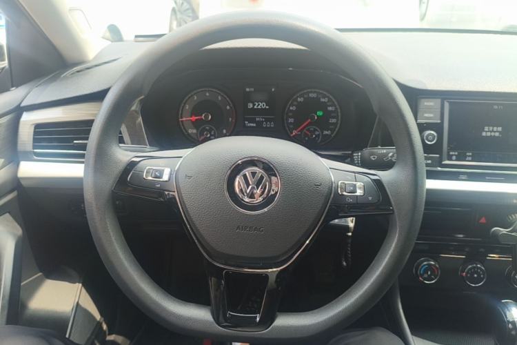 Used Volkswagen Lavida 2019 1.5L Automatic Comfort Edition China VI Standard Steering Wheel
