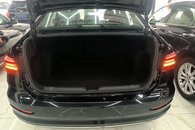 Used Volkswagen Lavida 2019 280TSI DSG Comfort Edition China VI standard Trunk