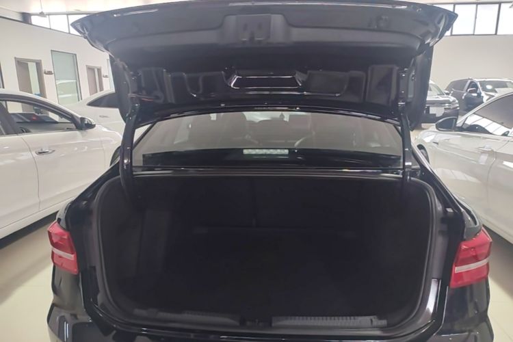 Used Volkswagen Lavida 2019 280TSI DSG Comfort Edition China VI standard Trunk