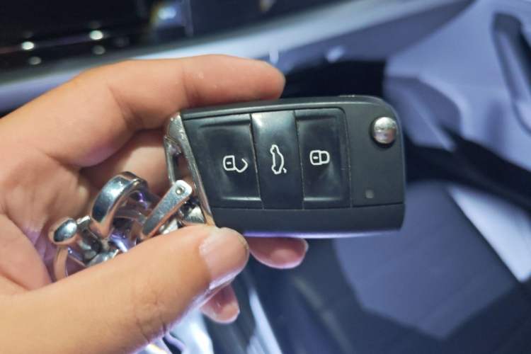 Used Volkswagen Lavida 2019 1.5L Automatic Comfort Edition China VI Standard Vehicle Key