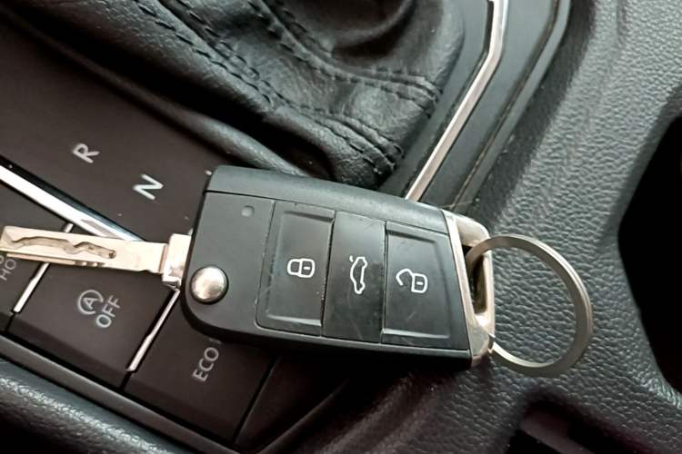 Used Volkswagen Lavida 2019 280TSI DSG Comfort Edition China VI standard Vehicle Key