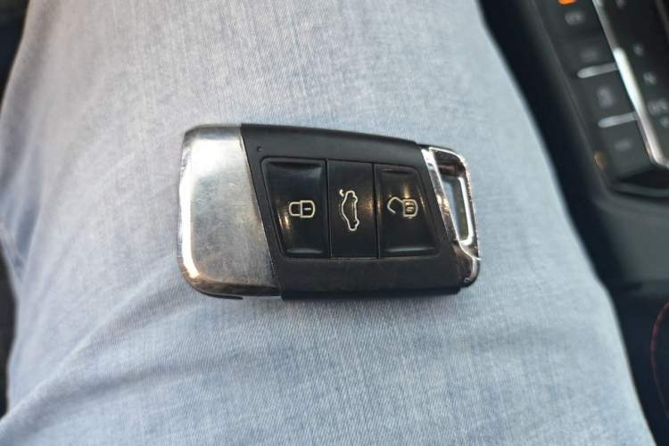 Used Volkswagen Lavida 2019 280TSI DSG Comfort Edition China VI standard Vehicle Key