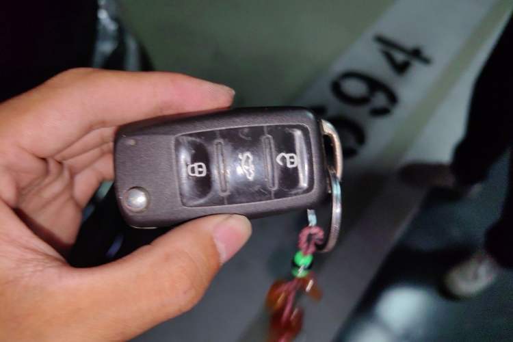 Used Volkswagen Lavida 2019 Lavida Start 1.5L Automatic Trendy Version China VI Standard Vehicle Key