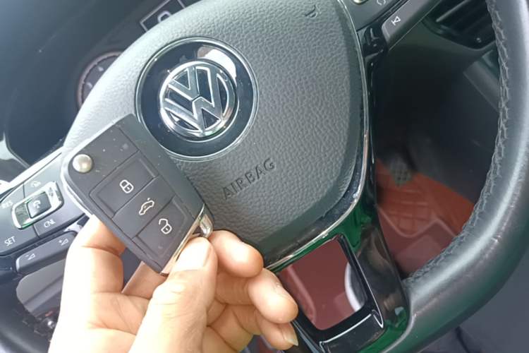 Used Volkswagen Lavida 2019 280TSI DSG Luxury Edition China VI Standard Vehicle Key
