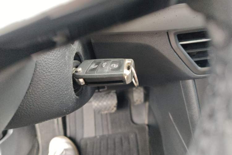 Used Volkswagen Lavida 2019 1.5L Automatic Comfort Edition China VI Standard Vehicle Key