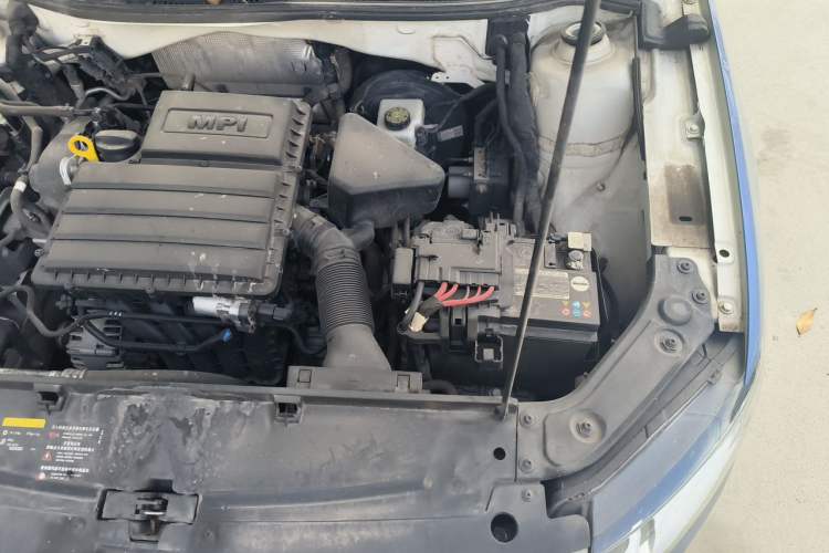 Used Volkswagen Lavida 2019 Lavida Start 1.5L Automatic Trendy Version China VI Standard Engine Bay Left