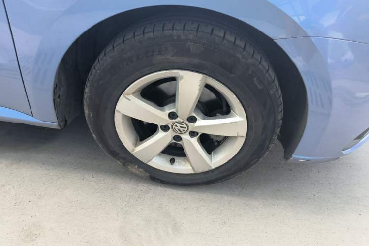 Used Volkswagen Lavida 2019 Lavida Start 1.5L Automatic Trendy Version China VI Standard Right Front Wheel Hub