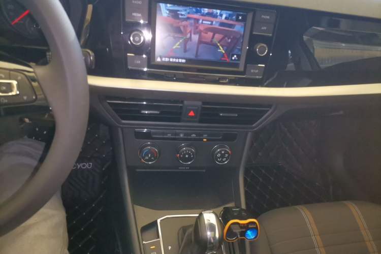 Used Volkswagen Lavida 2019 280TSI DSG Comfort Edition China VI standard Audio And AC Panel