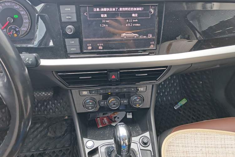 Used Volkswagen Lavida 2019 280TSI DSG Luxury Edition China VI Standard Audio And AC Panel