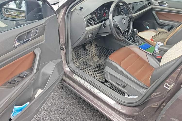 Used Volkswagen Lavida 2019 280TSI DSG Luxury Edition China VI Standard Driver Seat