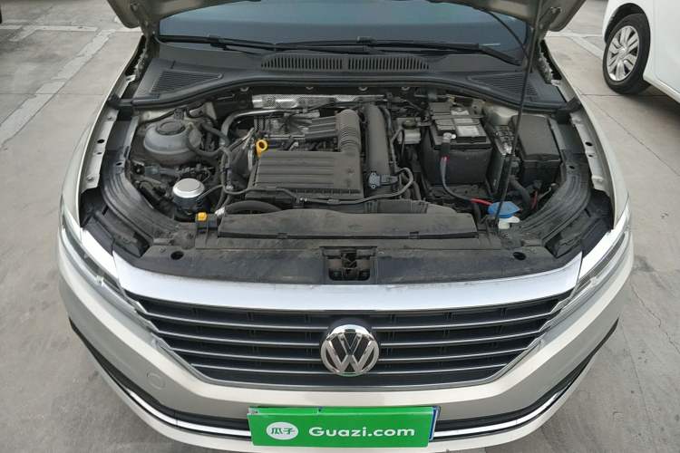 Used Volkswagen Lavida 2019 280TSI DSG Comfort Edition China VI standard Engine Bay