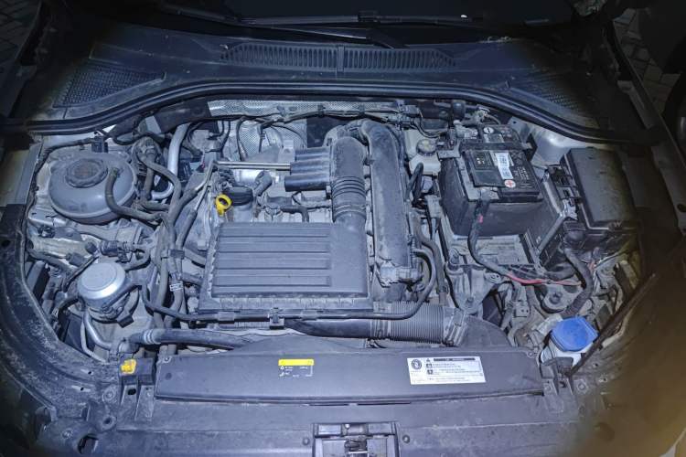 Used Volkswagen Lavida 2019 280TSI DSG Comfort Edition China VI standard Engine Bay