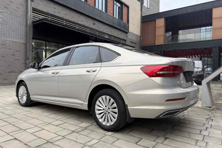 Used Volkswagen Lavida 2019 1.5L Automatic Vision Edition China VI Standard Exterior 3