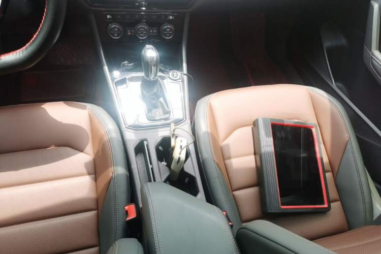 Used Volkswagen Lavida 2019 280TSI DSG Luxury Edition China VI Standard Gear Lever