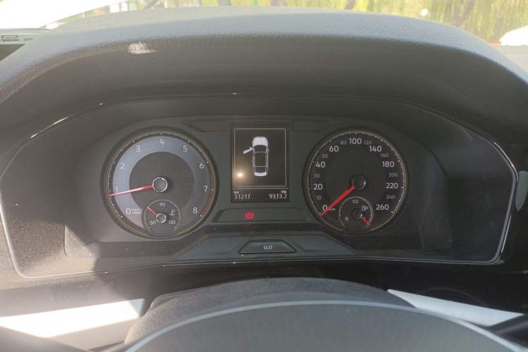 Used Volkswagen Lavida 2019 1.5L Manual Comfort Edition China VI Standard Instrument Cluster