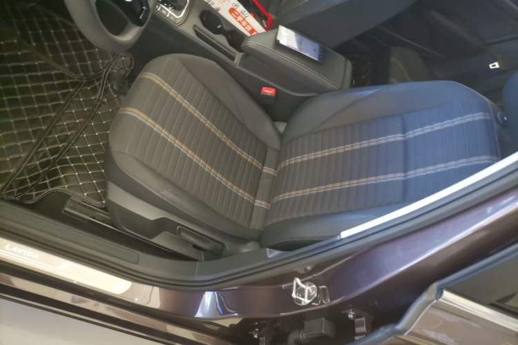 Used Volkswagen Lavida 2019 280TSI DSG Comfort Edition China VI standard Left Front Seat