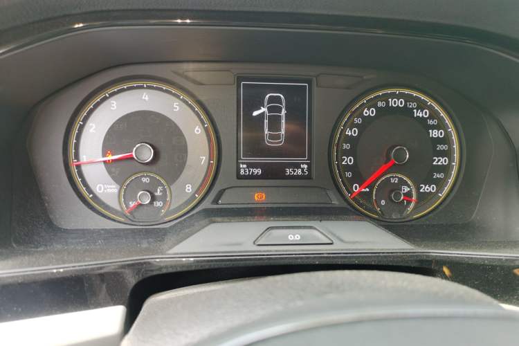 Used Volkswagen Lavida 2019 1.5L Automatic Vision Edition China VI Standard Odometer Close Up