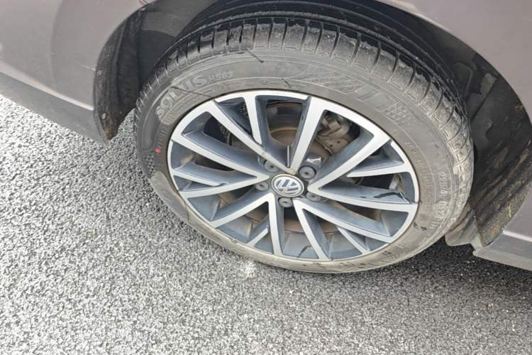 Used Volkswagen Lavida 2019 280TSI DSG Luxury Edition China VI Standard Right Rear Wheel Hub