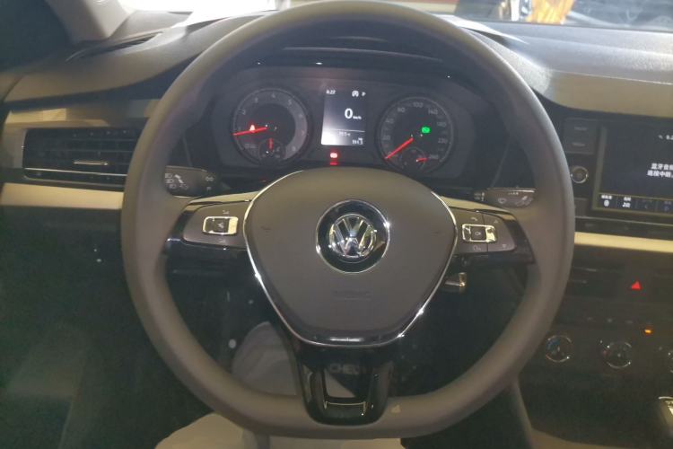 Used Volkswagen Lavida 2019 280TSI DSG Comfort Edition China VI standard Steering Wheel