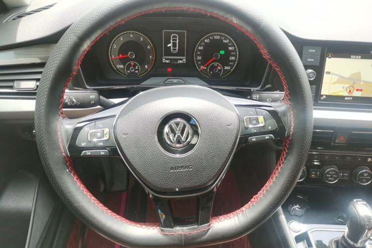 Used Volkswagen Lavida 2019 280TSI DSG Luxury Edition China VI Standard Steering Wheel