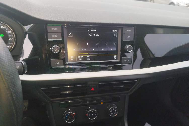 Used Volkswagen Lavida 2019 280TSI DSG Comfort Edition China VI standard Audio And AC Panel