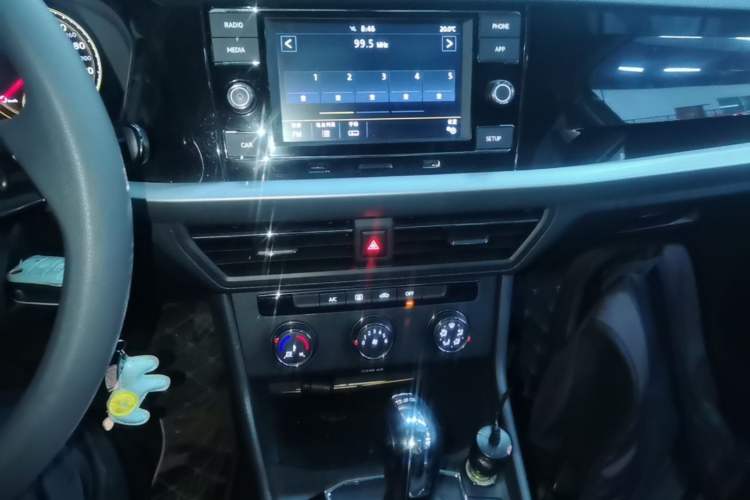 Used Volkswagen Lavida 2019 280TSI DSG Comfort Edition China VI standard Audio And AC Panel