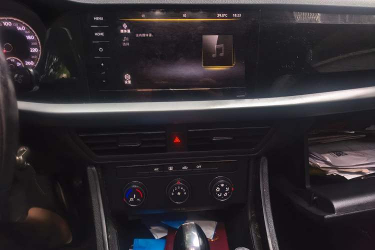 Used Volkswagen Lavida 2019 1.5L Automatic Comfort Edition China VI Standard Audio And AC Panel
