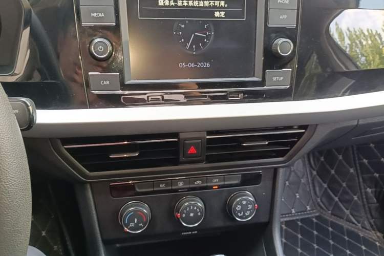 Used Volkswagen Lavida 2019 1.5L Automatic Comfort Edition China VI Standard Audio And AC Panel