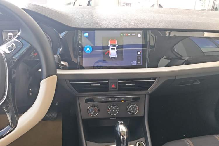 Used Volkswagen Lavida 2019 280TSI DSG Comfort Edition China VI standard Audio And AC Panel