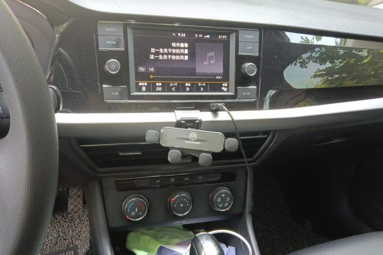Used Volkswagen Lavida 2019 1.5L Automatic Comfort Edition China VI Standard Audio And AC Panel