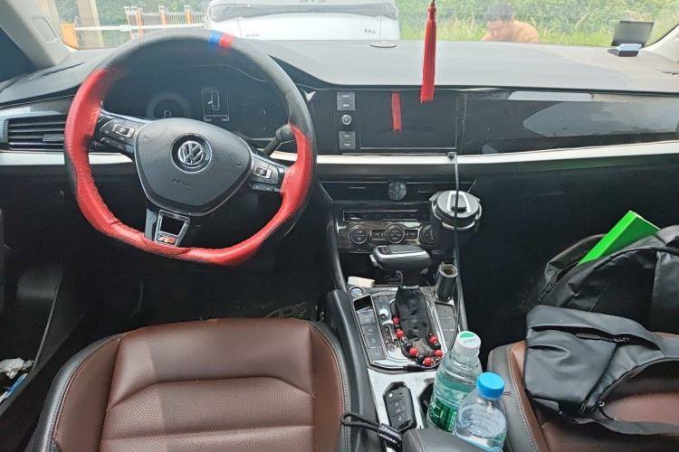 Used Volkswagen Lavida 2019 280TSI DSG Luxury Edition China VI Standard Center Console