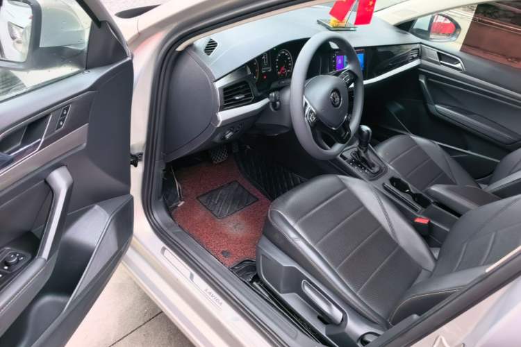 Used Volkswagen Lavida 2019 1.5L Automatic Comfort Edition China VI Standard Driver Seat