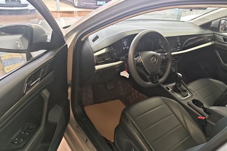 Used Volkswagen Lavida 2019 1.5L Automatic Comfort Edition China VI Standard Driver Seat