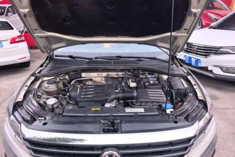 Used Volkswagen Lavida 2019 1.5L Automatic Comfort Edition China VI Standard Engine Bay