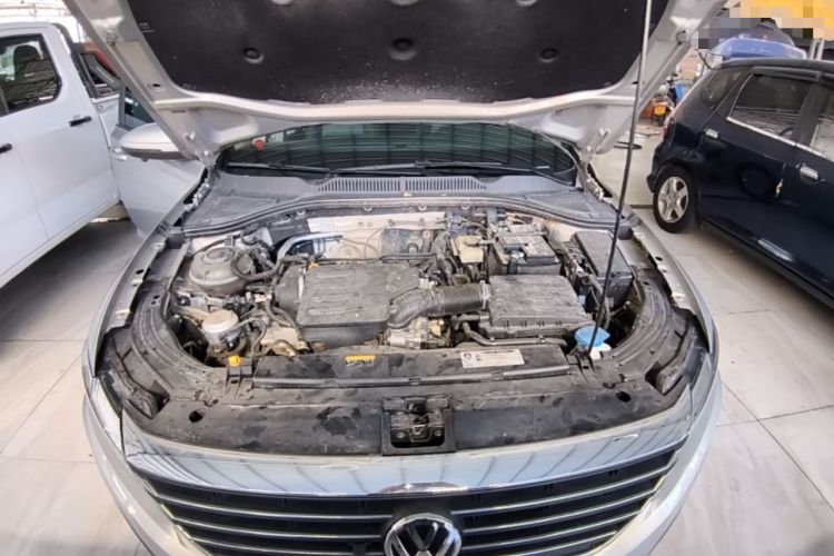 Used Volkswagen Lavida 2019 1.5L Automatic Comfort Edition China VI Standard Engine Bay