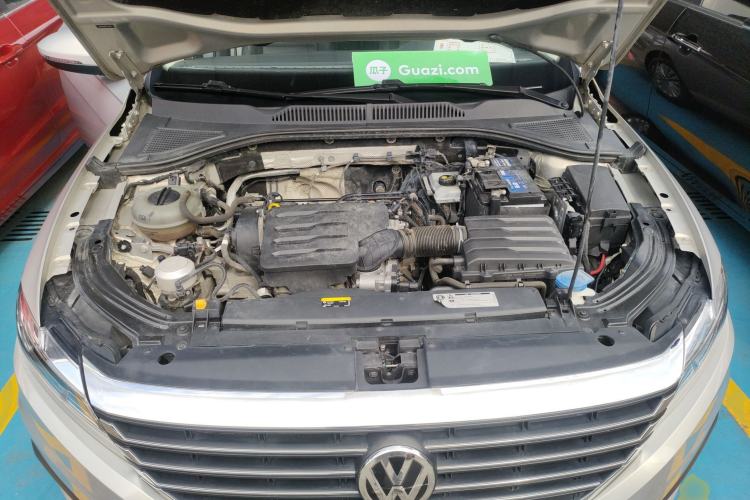 Used Volkswagen Lavida 2019 1.5L Automatic Comfort Edition China VI Standard Engine Bay