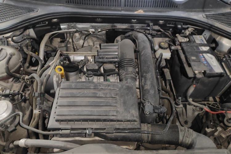 Used Volkswagen Lavida 2019 280TSI DSG Luxury Edition China VI Standard Engine Bay