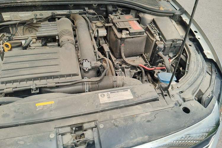 Used Volkswagen Lavida 2019 280TSI DSG Comfort Edition China VI standard Engine Bay Left
