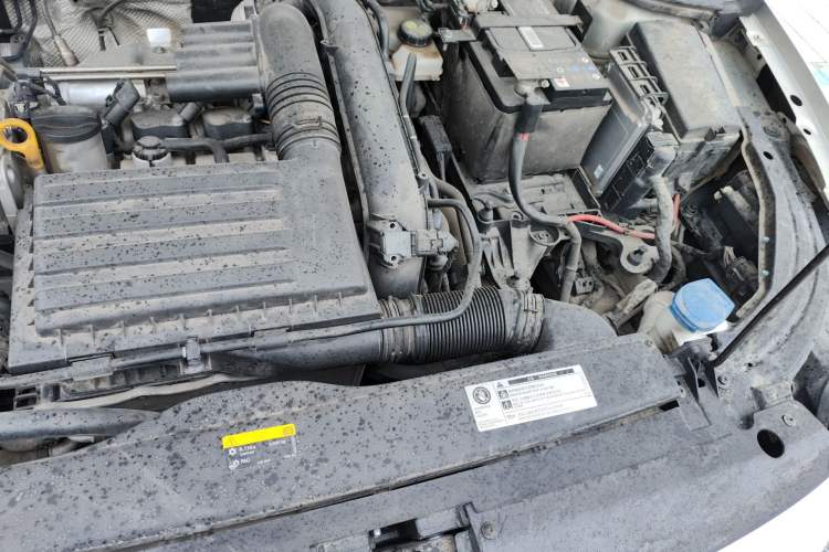 Used Volkswagen Lavida 2019 280TSI DSG Luxury Edition China VI Standard Engine Bay Left