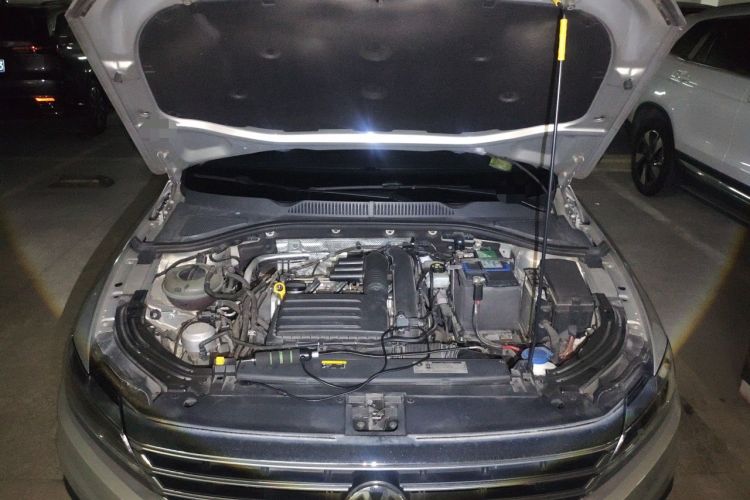 Used Volkswagen Lavida 2019 280TSI DSG Luxury Edition China VI Standard Engine Bay