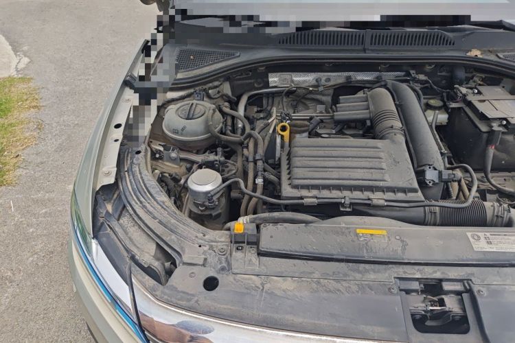 Used Volkswagen Lavida 2019 280TSI DSG Luxury Edition China VI Standard Engine Bay Right