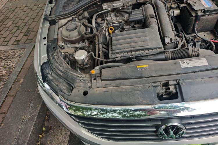 Used Volkswagen Lavida 2019 280TSI DSG Comfort Edition China VI standard Engine Bay Right
