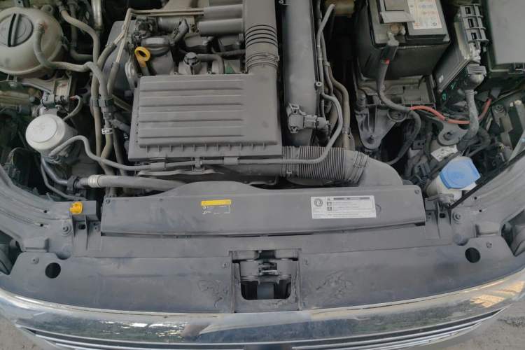 Used Volkswagen Lavida 2019 280TSI DSG Luxury Edition China VI Standard Engine Bay