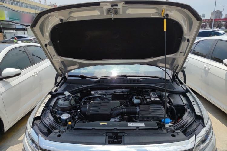 Used Volkswagen Lavida 2019 1.5L Automatic Comfort Edition China VI Standard Engine Bay