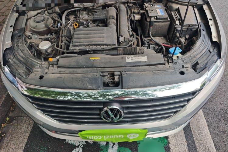 Used Volkswagen Lavida 2019 280TSI DSG Comfort Edition China VI standard Engine Bay