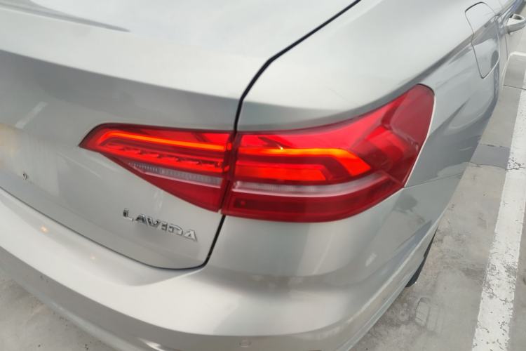 Used Volkswagen Lavida 2019 280TSI DSG Comfort Edition China VI standard Exterior 3