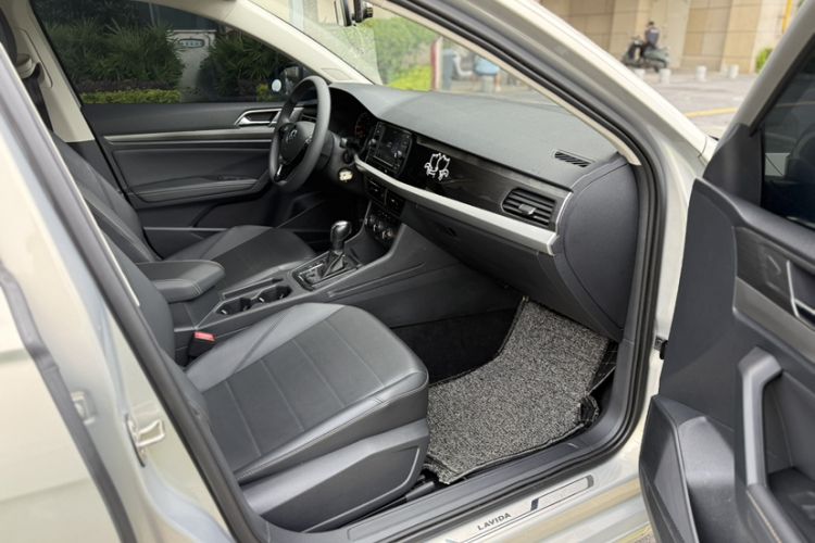 Used Volkswagen Lavida 2019 1.5L Automatic Comfort Edition China VI Standard Exterior 7